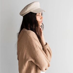 Gigi Pip Linen Newsboy Cap